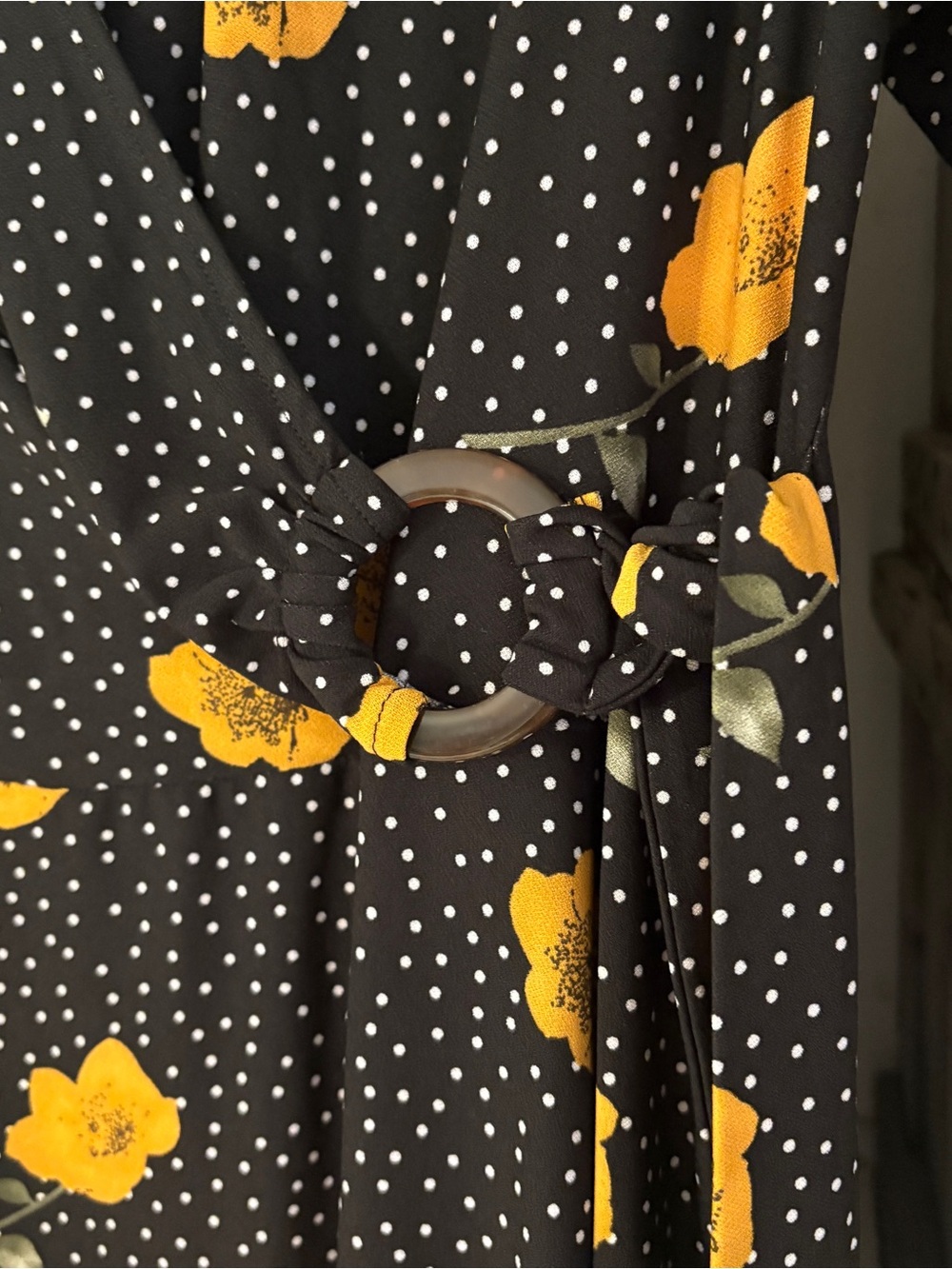 Lily Morgan Black Floral Wrap Dress with Yellow Print Size Large - Picture 2 of 4